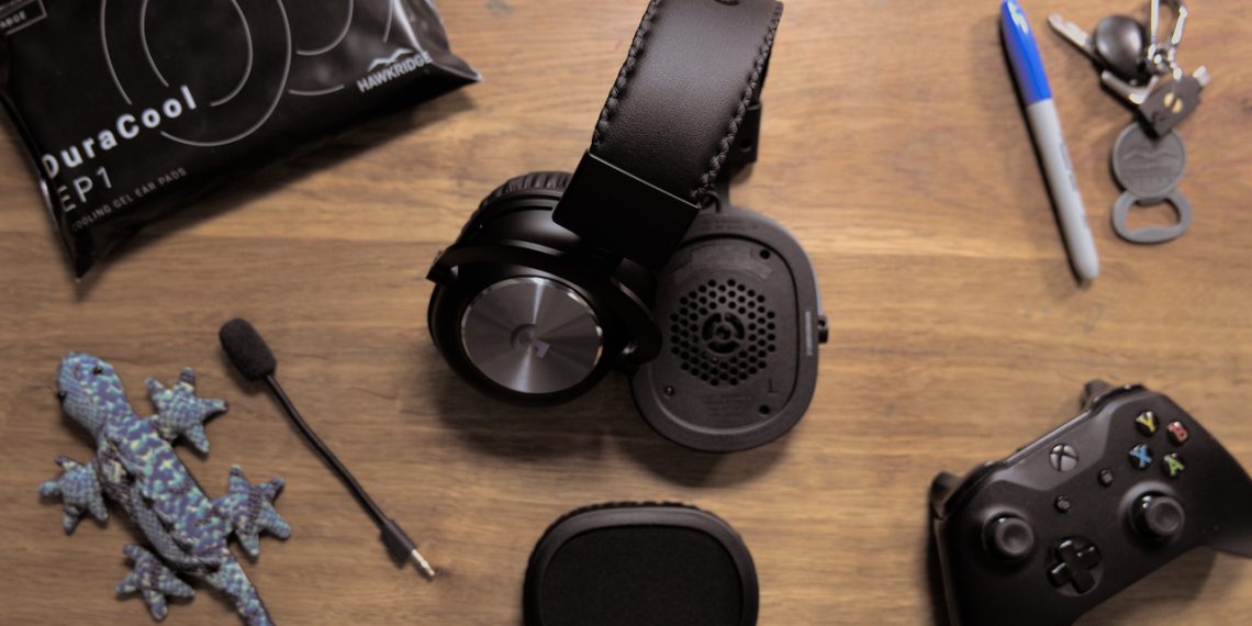 Logitech-G Pro X with earpads removed